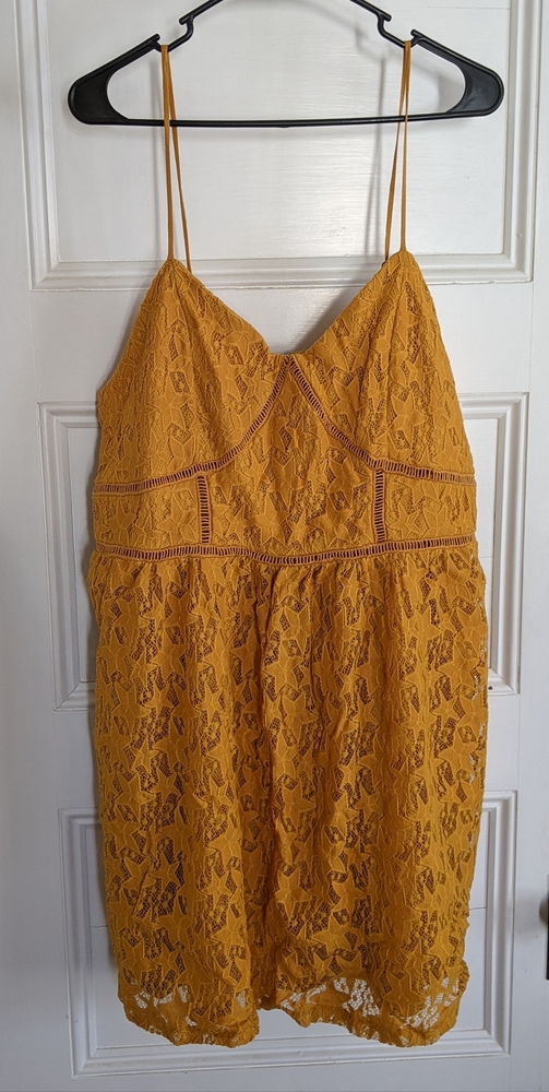 Xhilaration Lace dress